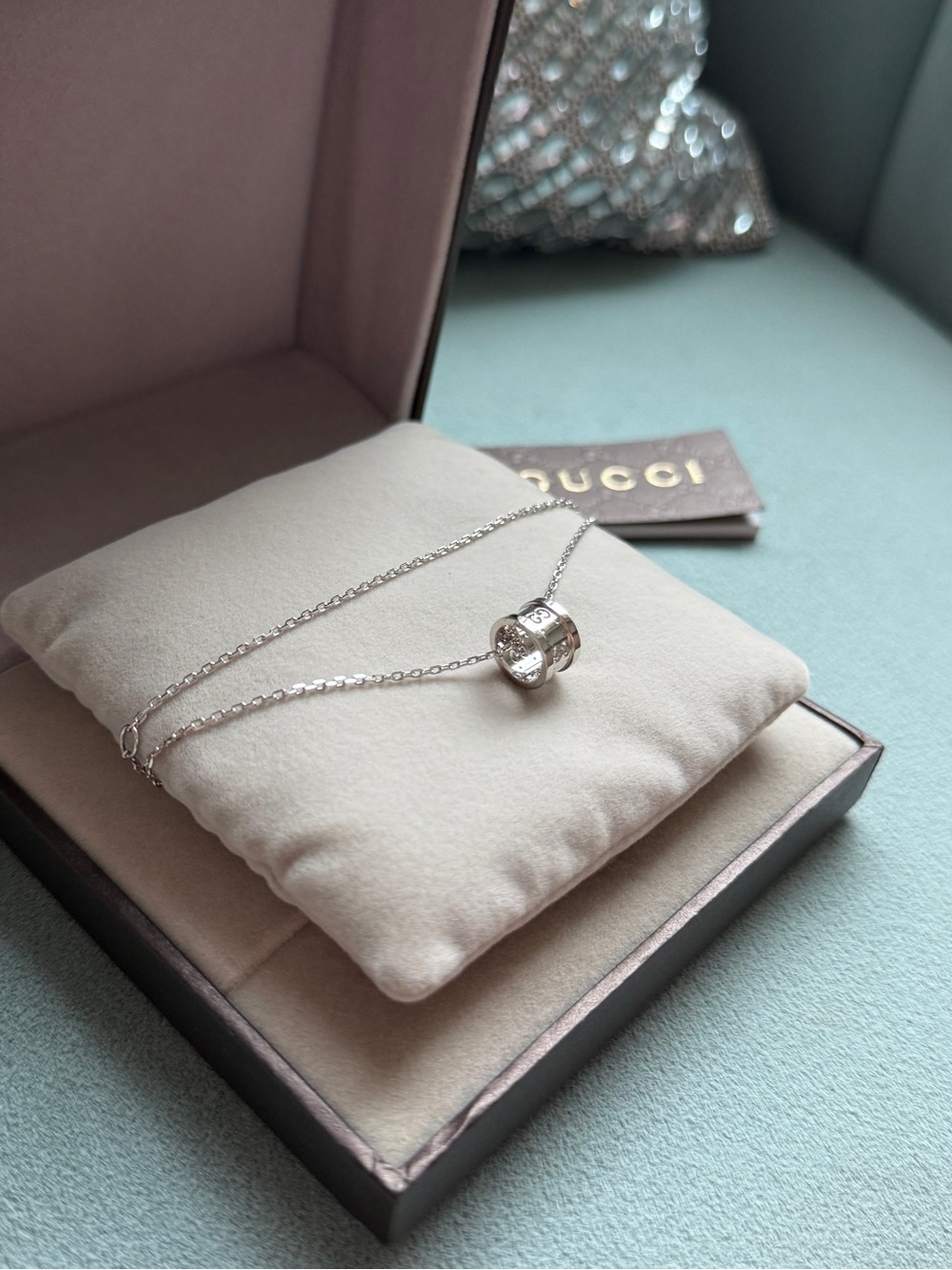 Gucci Icon Silver Pendant Necklace - Picture 7 of 9